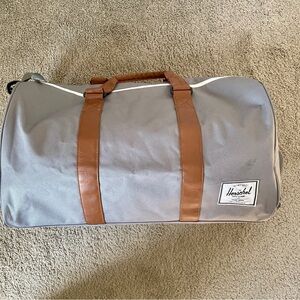 Herschel Novel Duffle Bag - 43L